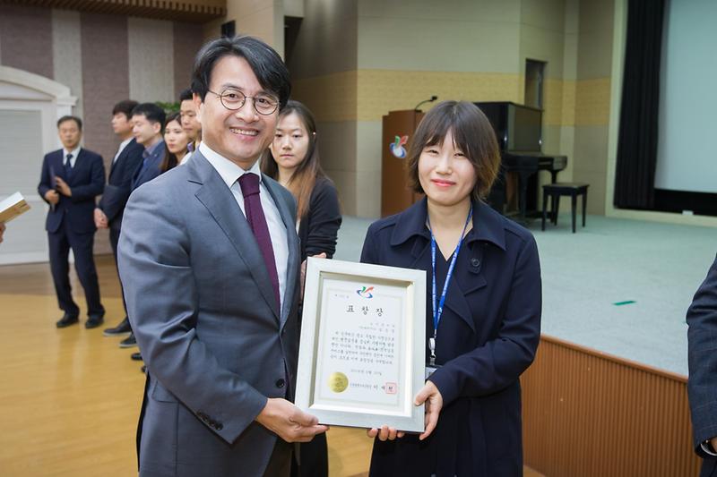 Young-5089.jpg 이미지