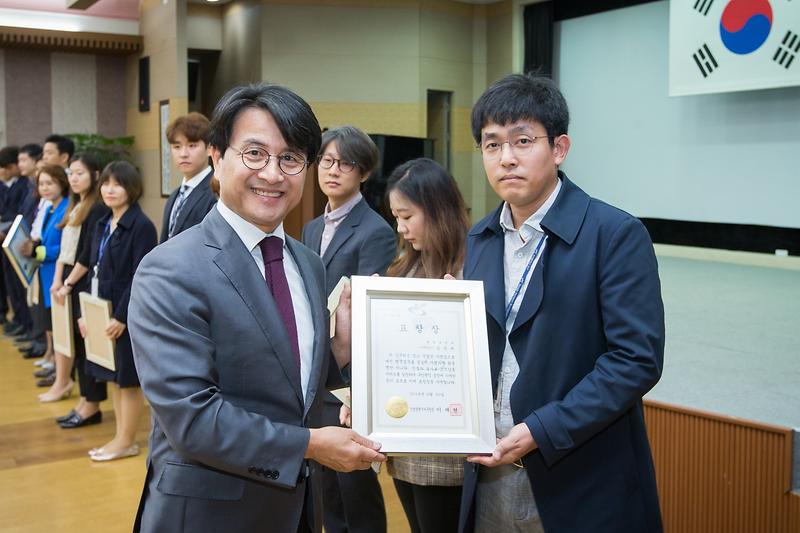 Young-5152.jpg 이미지