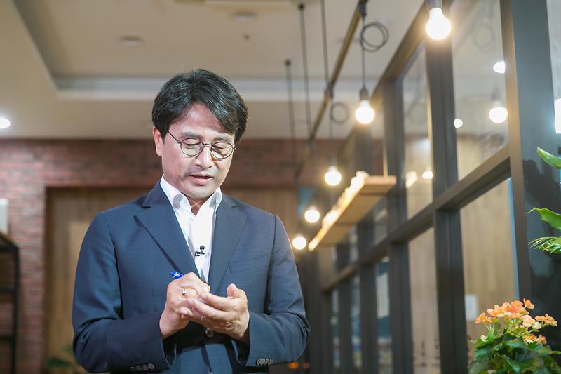 Young-5362.jpg 이미지