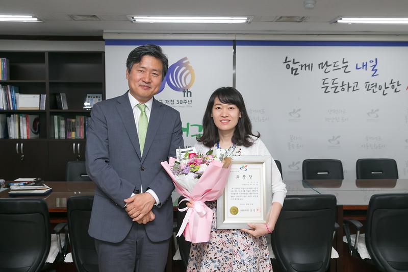 Young-5402.jpg 이미지