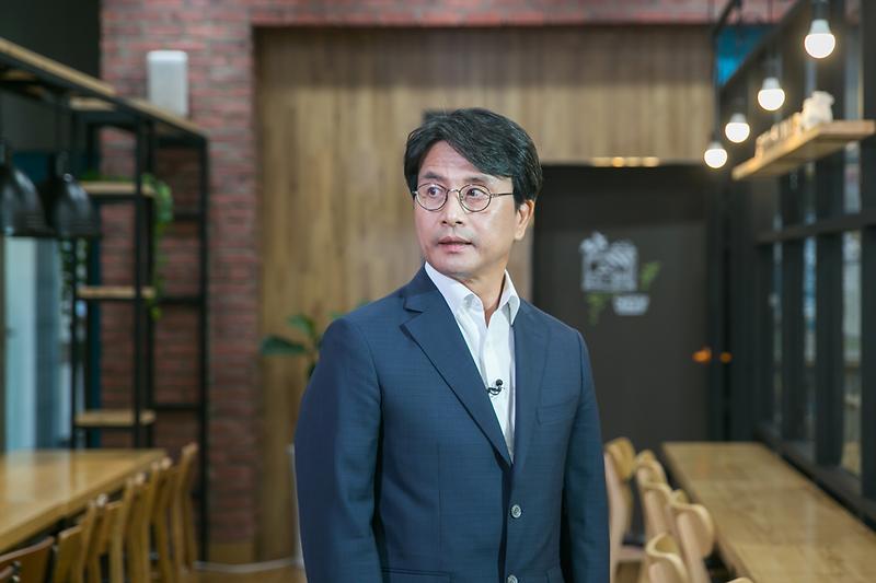 Young-5411.jpg 이미지