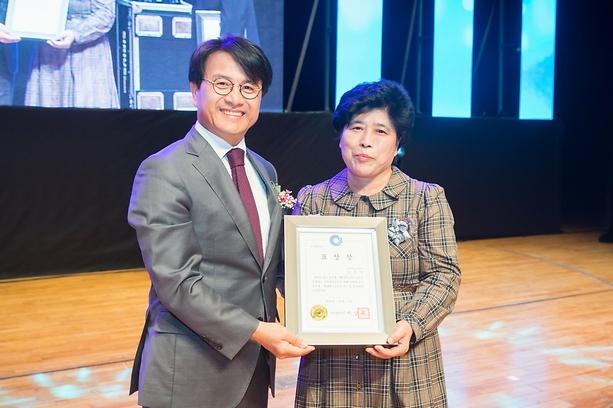 Young-5515.jpg 이미지