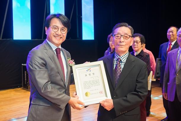 Young-5739.jpg 이미지