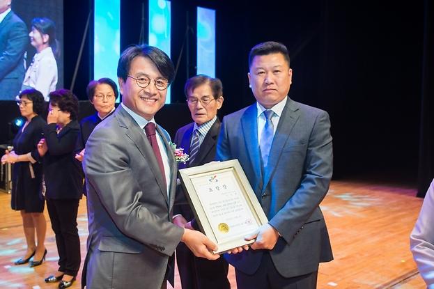 Young-5787.jpg 이미지