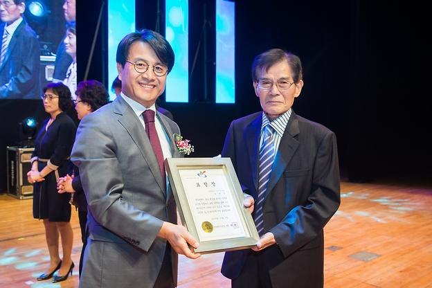 Young-5801.jpg 이미지