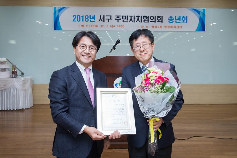 Young-6153.jpg 이미지