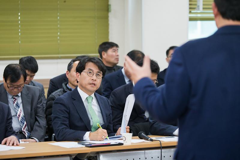 Young-6183.jpg 이미지