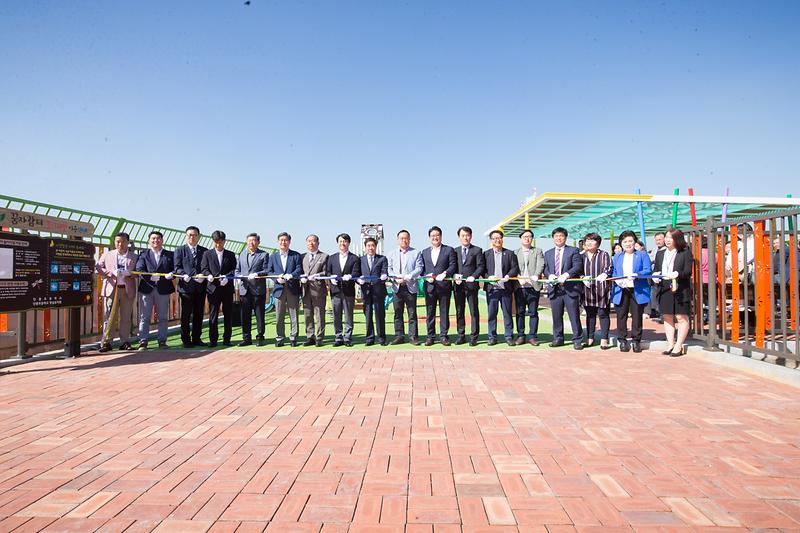 Young-6365.jpg 이미지