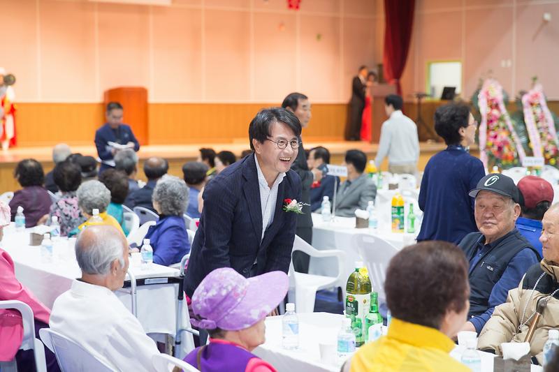 Young-6518.jpg 이미지