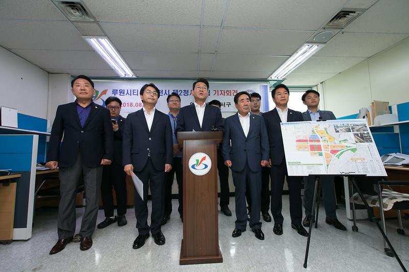 Young-6843.jpg 이미지