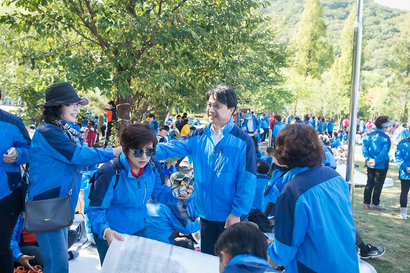 Young-6860.jpg 이미지