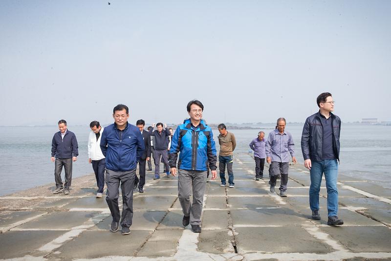 Young-6891.jpg 이미지