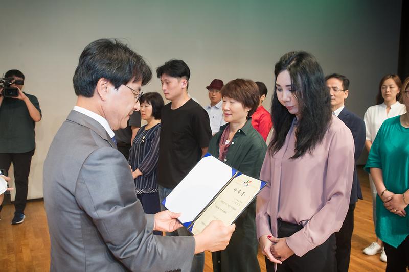 Young-6913.jpg 이미지