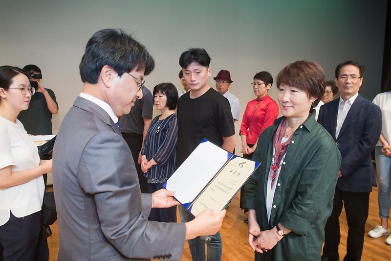 Young-6922.jpg 이미지