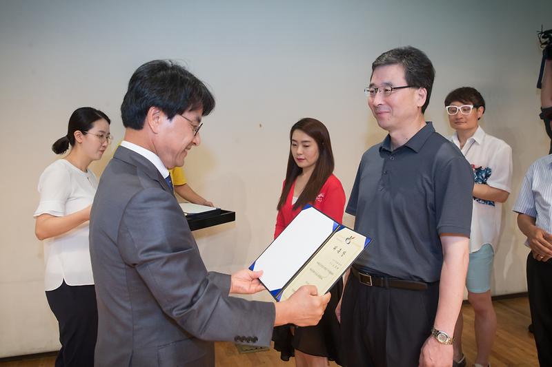 Young-6939.jpg 이미지