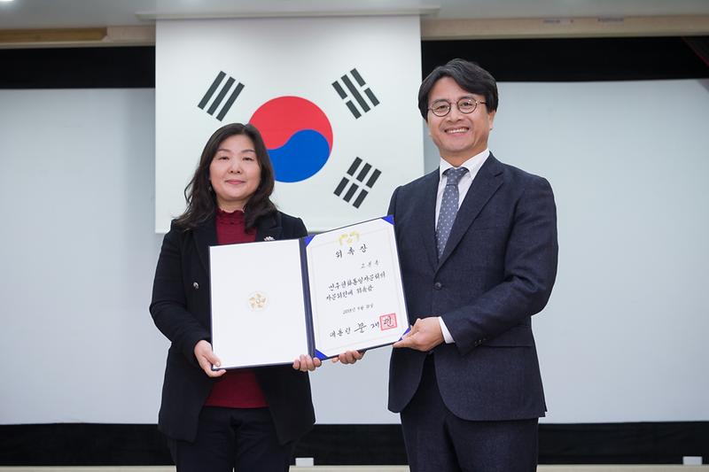 Young-6950.jpg 이미지