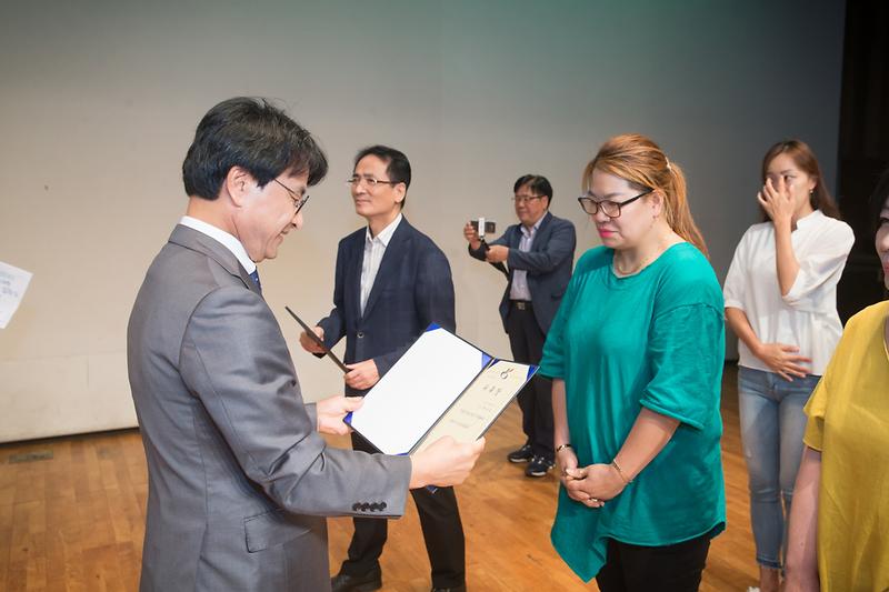 Young-6987.jpg 이미지