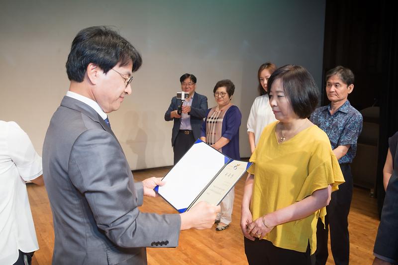 Young-6997.jpg 이미지