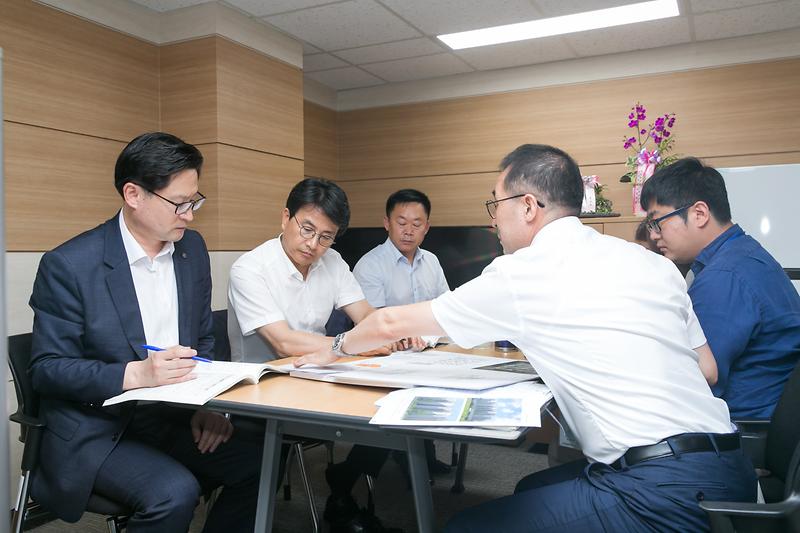 Young-7276.jpg 이미지