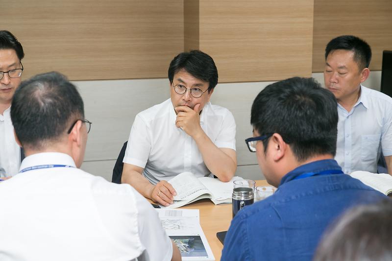 Young-7289.jpg 이미지