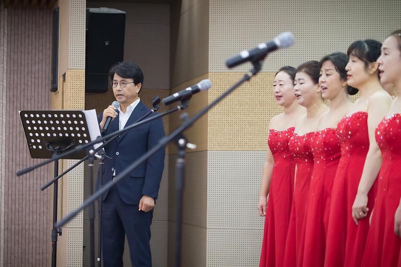 Young-7328.jpg 이미지