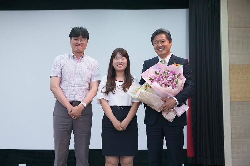 Young-7362.jpg 이미지