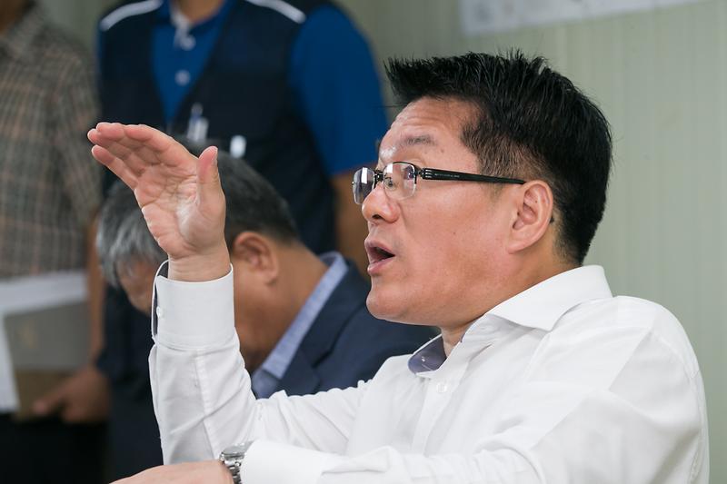 Young-7396.jpg 이미지