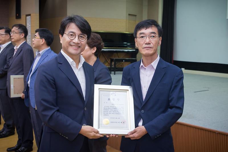 Young-7455.jpg 이미지