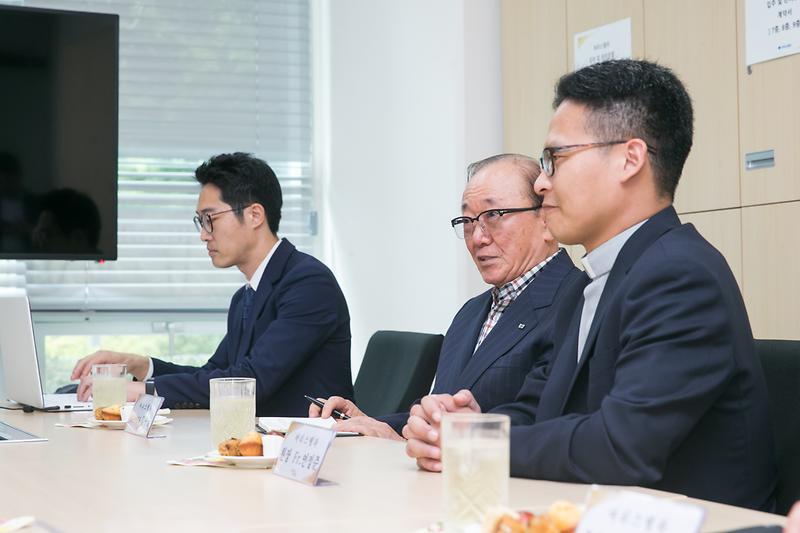 Young-7593.jpg 이미지