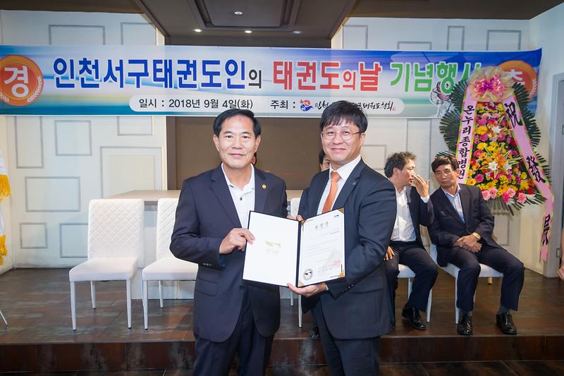 Young-7621.jpg 이미지