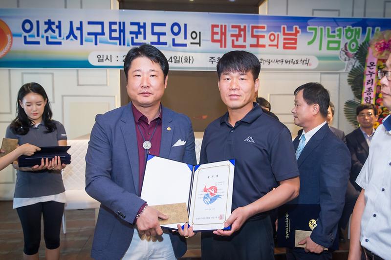 Young-7691.jpg 이미지