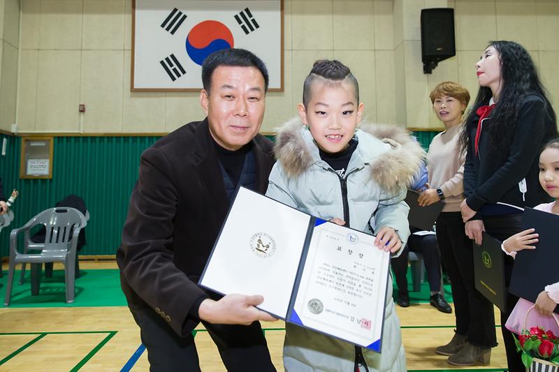 Young-7742.jpg 이미지