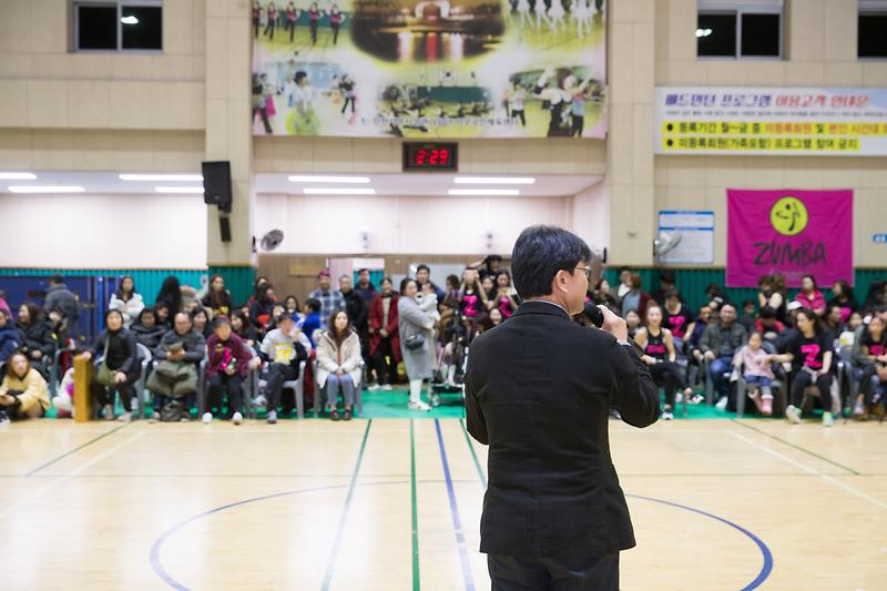 Young-7828.jpg 이미지