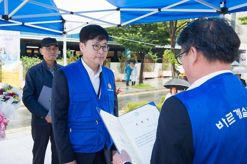 Young-8003.jpg 이미지