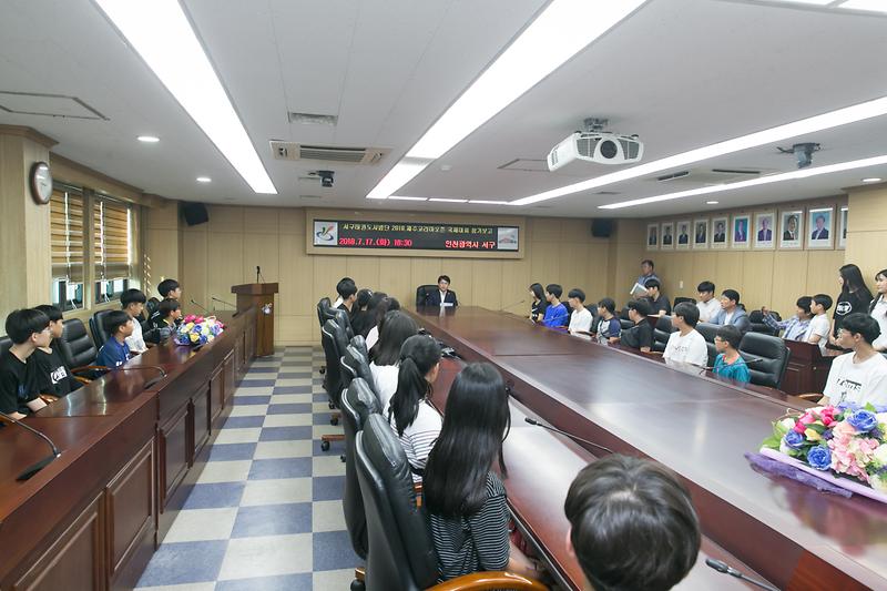 Young-8124.jpg 이미지