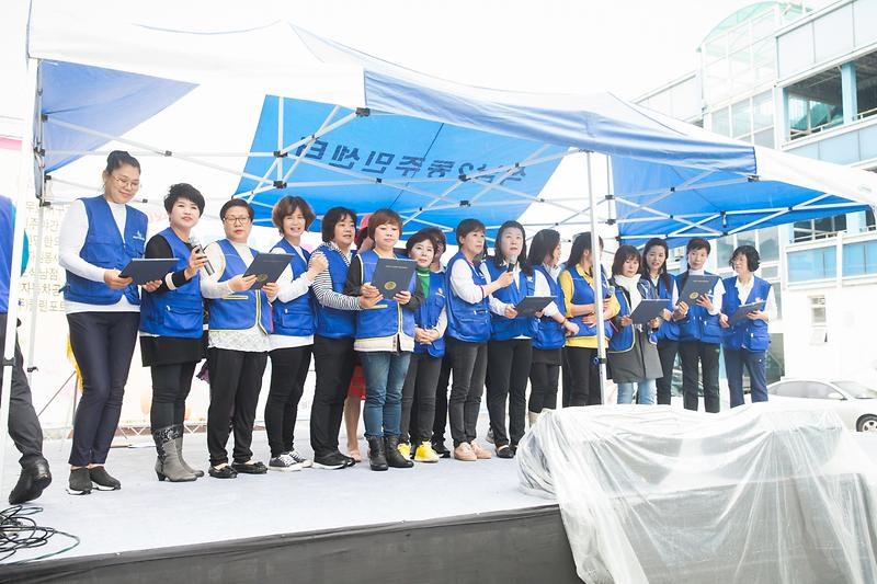 Young-8128.jpg 이미지