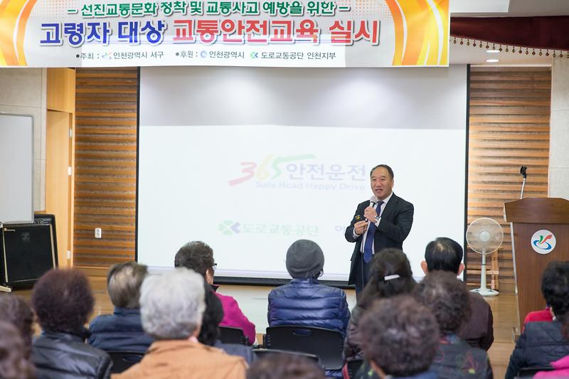 Young-8197.jpg 이미지