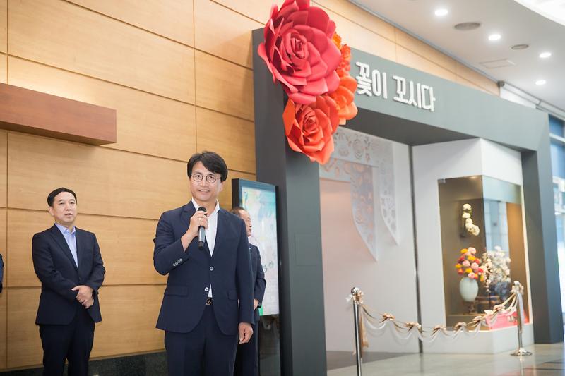 Young-8299.jpg 이미지