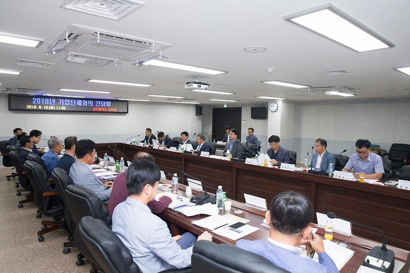 Young-8373.jpg 이미지