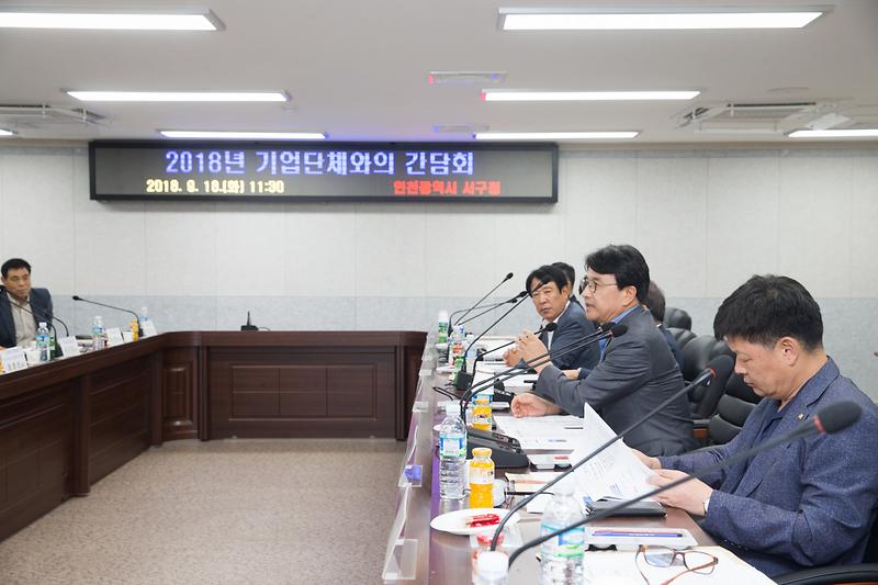 Young-8387.jpg 이미지