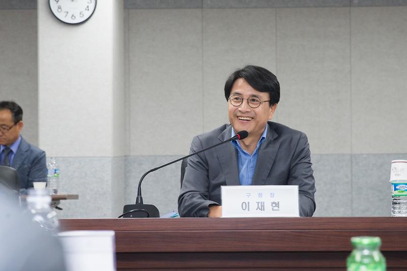 Young-8401.jpg 이미지