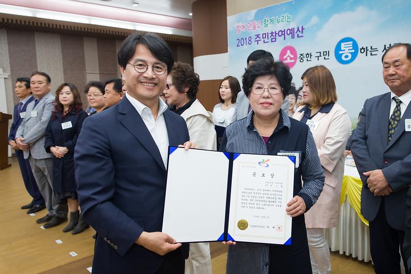 Young-8572.jpg 이미지