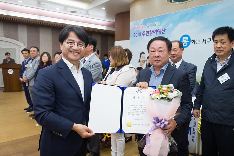 Young-8588.jpg 이미지