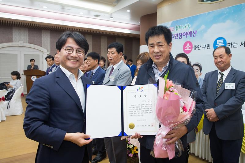 Young-8600.jpg 이미지