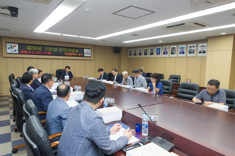 Young-8615.jpg 이미지