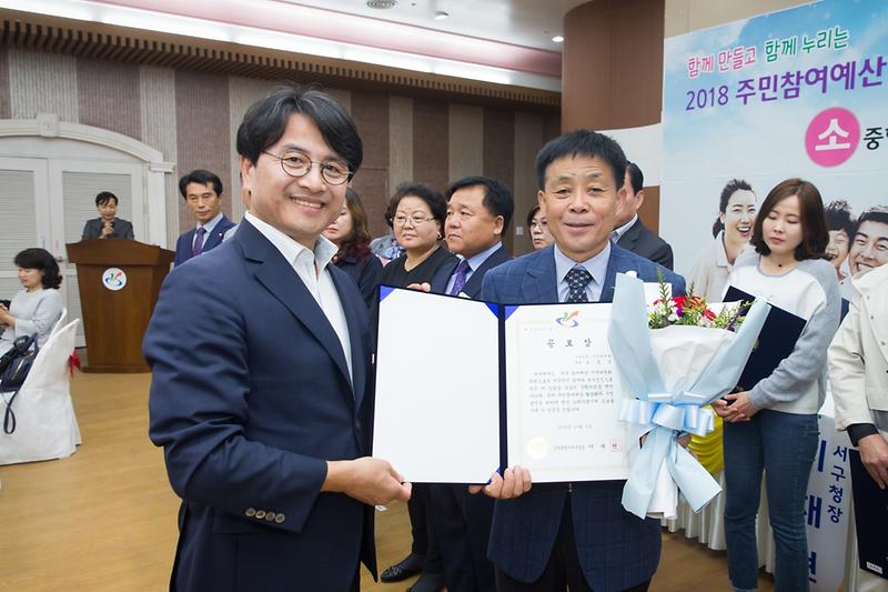 Young-8639.jpg 이미지