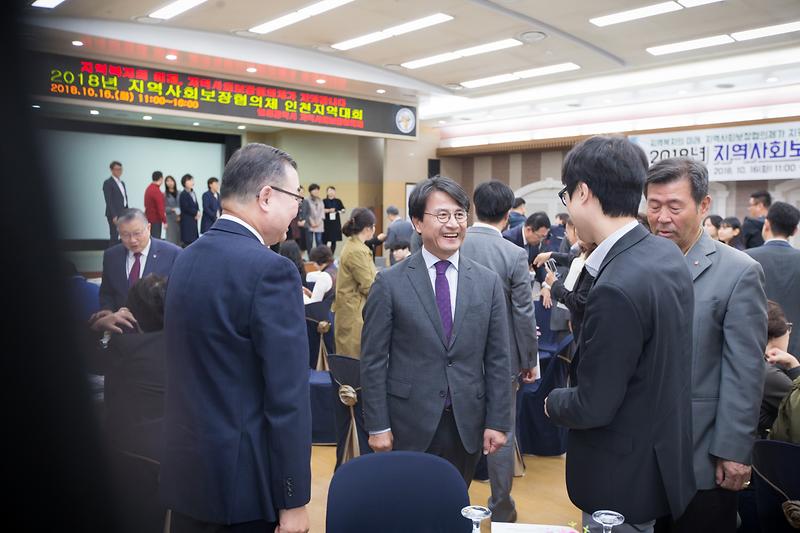 Young-8727.jpg 이미지