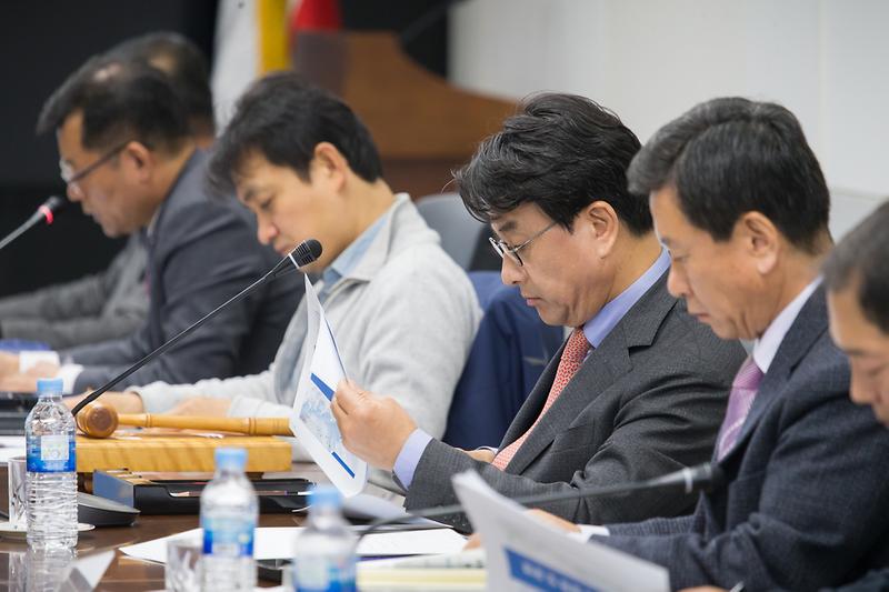 Young-8751.jpg 이미지