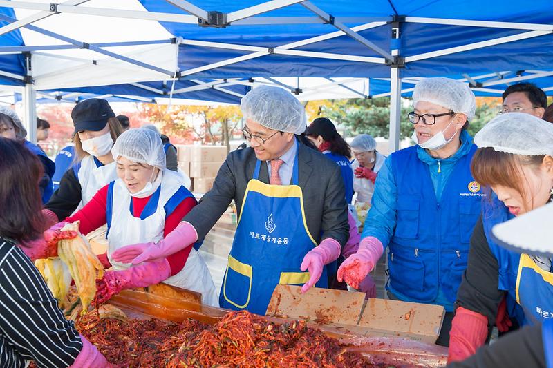 Young-8814.jpg 이미지