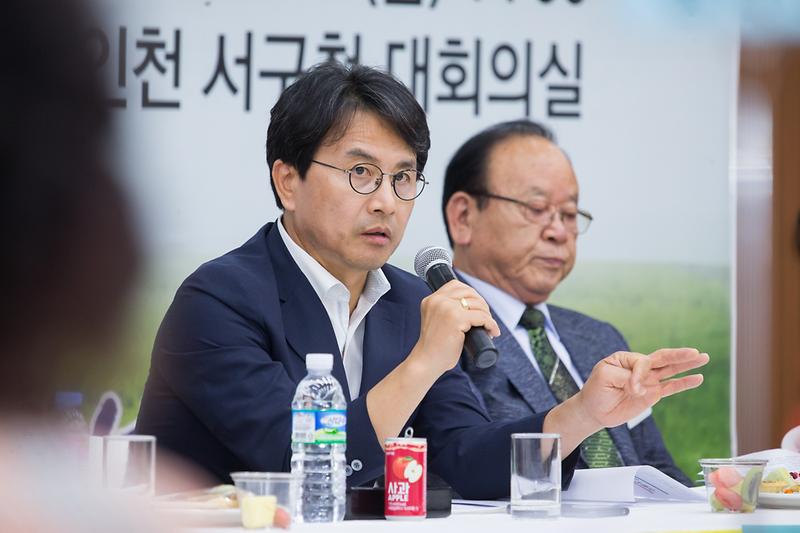 Young-8854.jpg 이미지